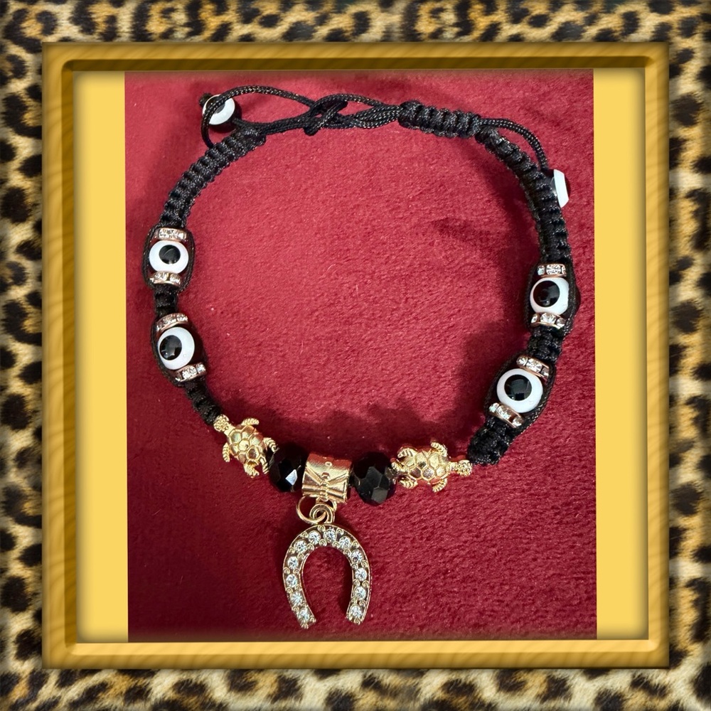 👑✅PRICE FIRM✅Black & Gold Good Luck Evil Eye Horseshoe Seaturtle Charm Bracelet